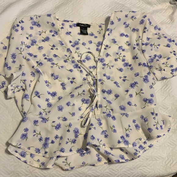 Rule 21 size L but runs small fits as a M - Picture 1 of 1